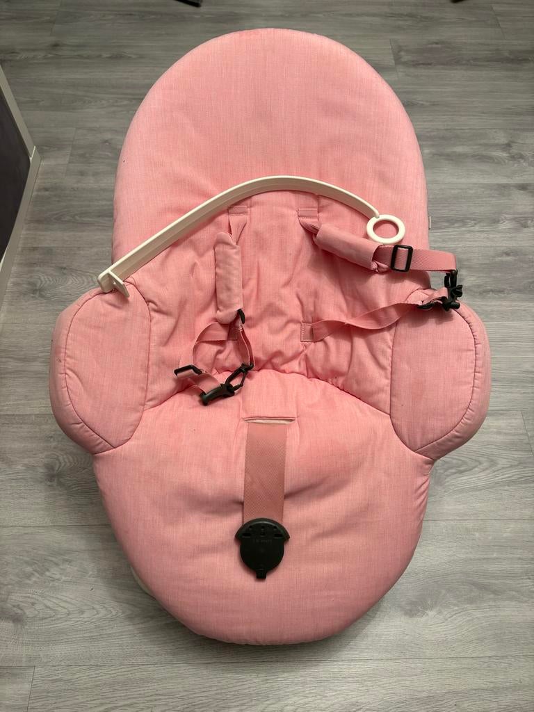 Roze wipstoel stokke, Gebruikt, Wipstoel, Met gordel(s) of riempje(s), Ophalen