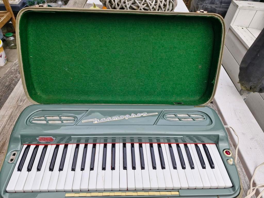 Tafel harmophon in gebruikt staat, Muziek en Instrumenten, Keyboards, Ophalen of Verzenden, Gebruikt, Overige aantallen, Overige merken