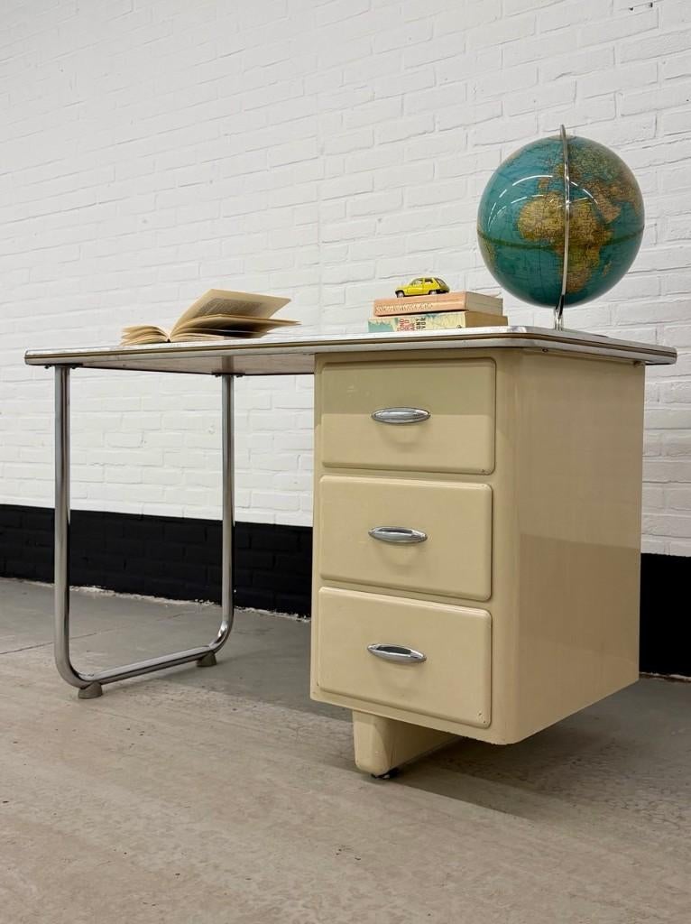 Vintage buisframe Maquet desk, doktersbureau, Huis en Inrichting, Bureaus, Gebruikt, ., Ophalen of Verzenden, .