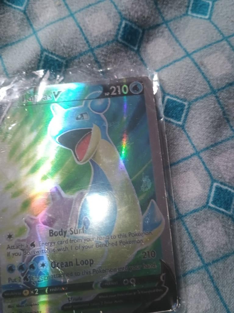 Lapras VMAX Pokémon Kaart in Speciale Hoes, Ophalen of Verzenden, Zo goed als nieuw, Losse kaart, Foil