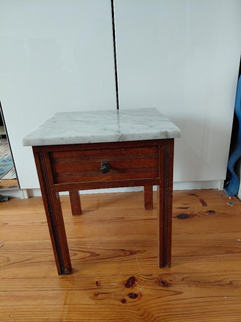 Bijzettafeltje, Huis en Inrichting, Minder dan 55 cm, Gebruikt, Vierkant, 'Antiek'