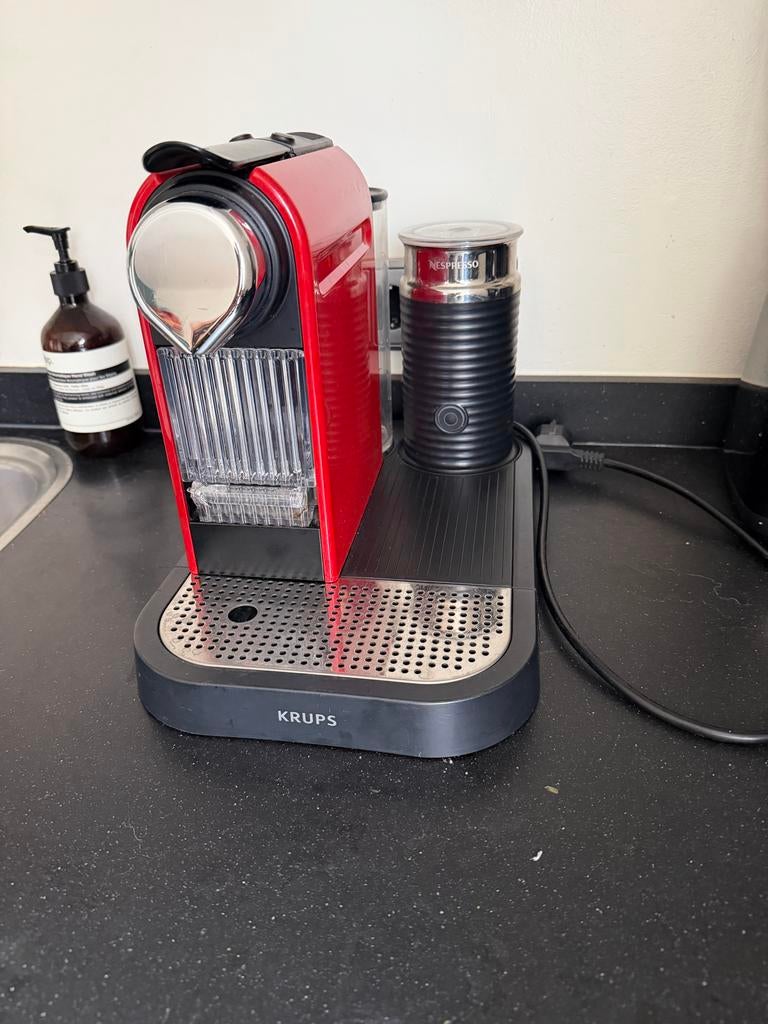 Nespresso Krups Citiz & Milk - Pomp defect, Ophalen, Espresso apparaat, Niet werkend, Koffiepads en cups