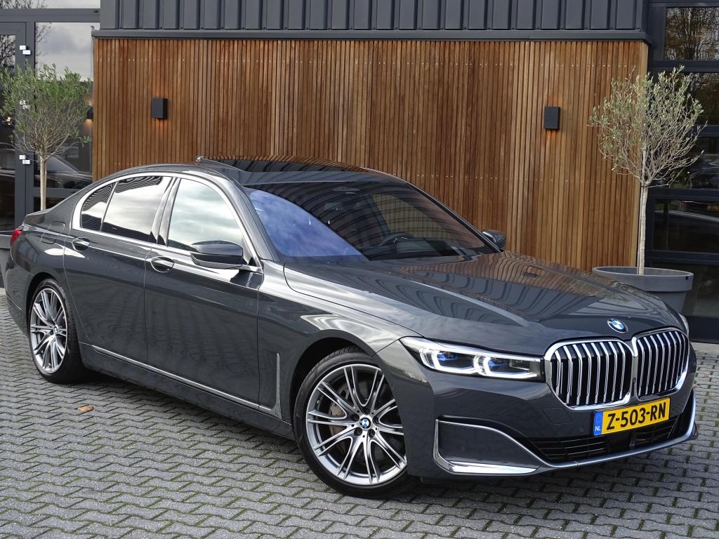 BMW 7 Serie 745e 394PK M- Individual VIP / massage / 360° /, Auto's, Automaat, Verwarming stoelen achter, Gebruikt, Euro 6