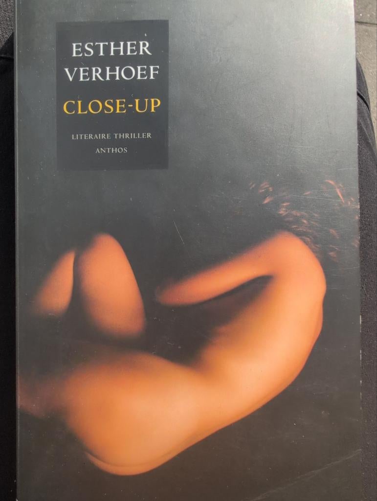 Esther Verhoef - Close-up, Ophalen of Verzenden