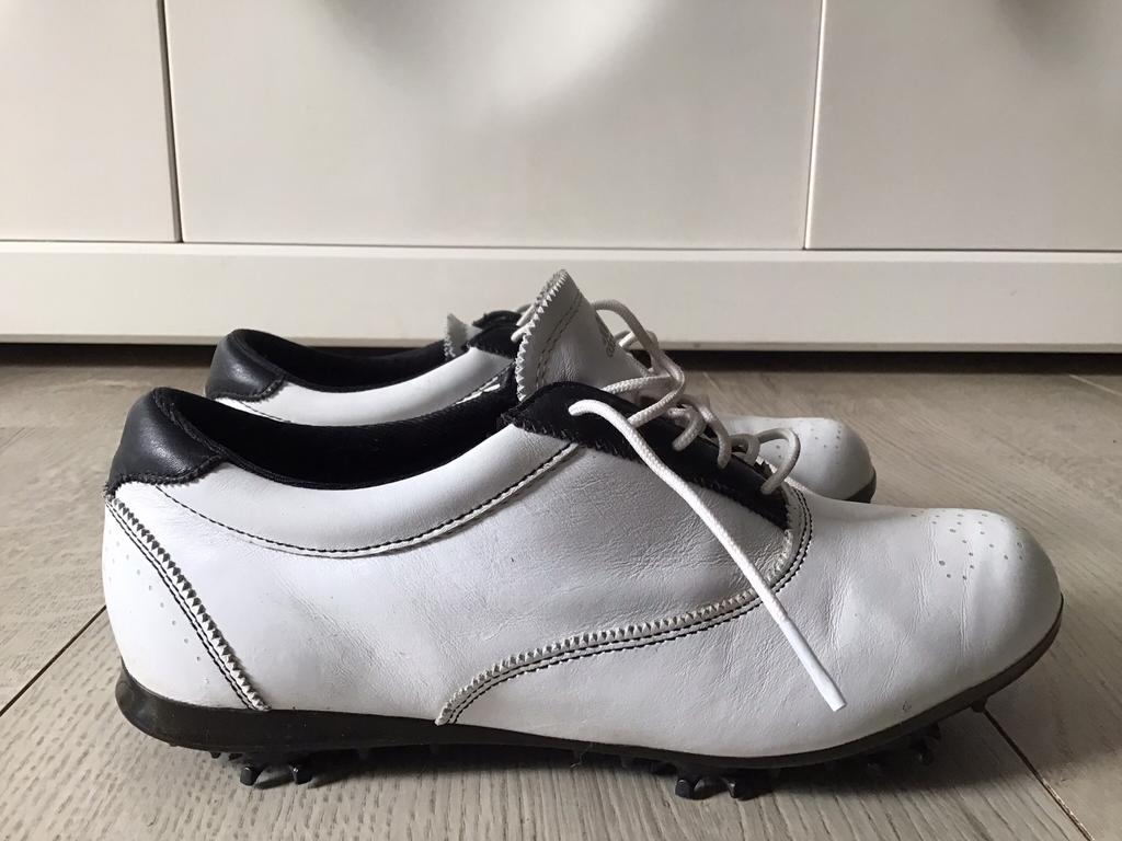 Mooie Adidas Adiclassic wit leer dames 38 2/3 golfschoenen, Mooie Adidas Adiclassic wit leer dames 38 2/3 golfschoenen, Mooie Adidas Adiclassic wit leer dames 38 2/3 golfschoenen