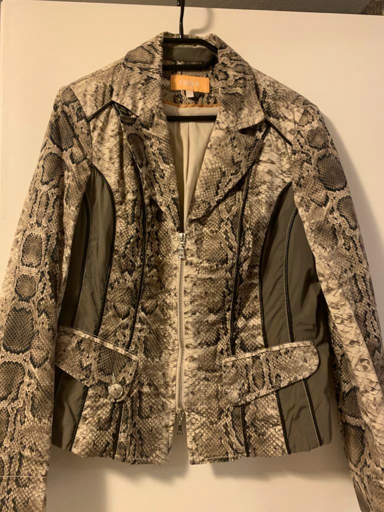 Prachtige blazer slangenmotief BIBA, Ophalen of Verzenden, Zo goed als nieuw, Maat 38/40 (M)