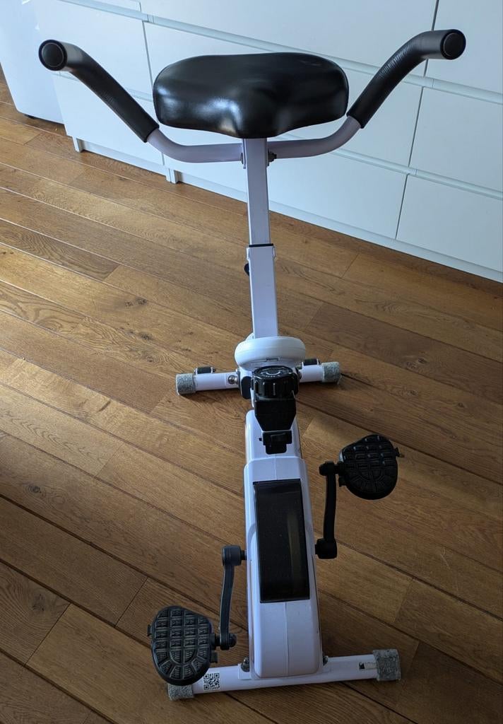 Compacte hometrainer Capital Sports, Ophalen, Gebruikt, Metaal, Benen