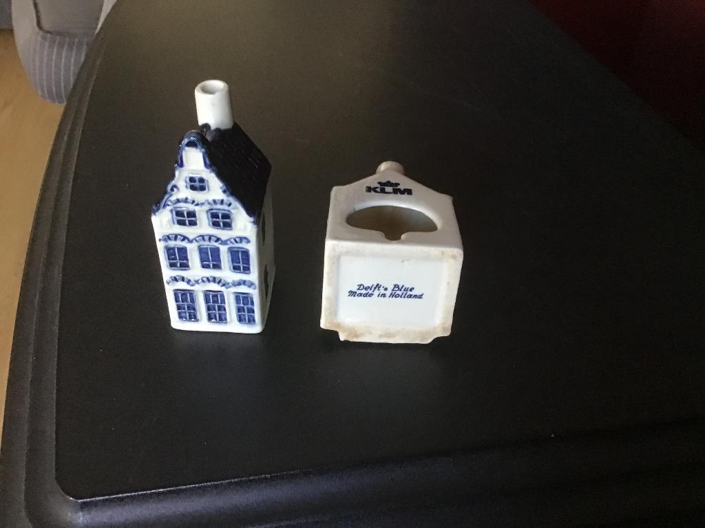 Ruilen KLM asbak huisje nr 17! Voor asbak 26 met 2 regels, Verzamelen, Ophalen of Verzenden, Zo goed als nieuw, 1 t/m 20