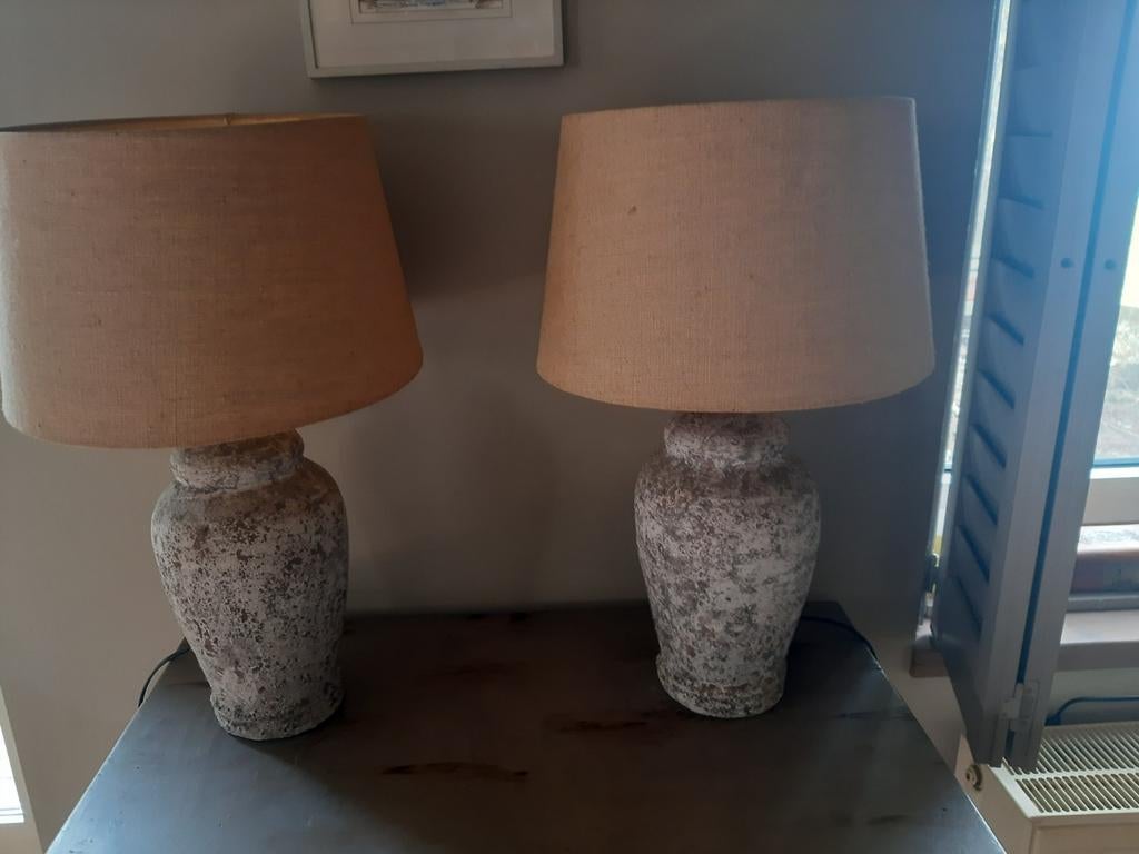 2 stenen kruiklampen met linnen kap, Ophalen of Verzenden, Minder dan 50 cm