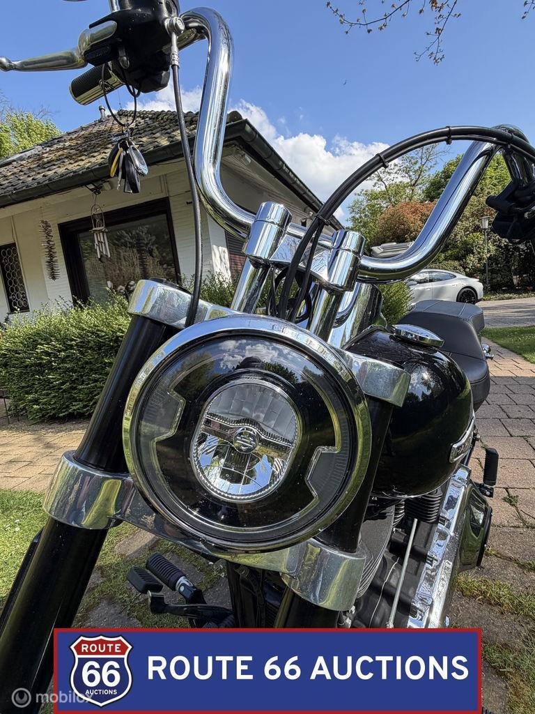 Harley-Davidson Sport Glide | 2019 | Route 66 Auctions, Auto's, Overige Auto's, Gebruikt, Overige carrosserieën, Zwart, Bedrijf
