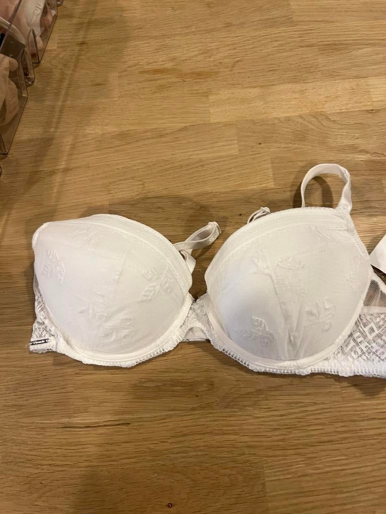 Chantelle bh maat 80C NIEUW!! Nu €25,-, Kleding | Dames, Ophalen of Verzenden, BH