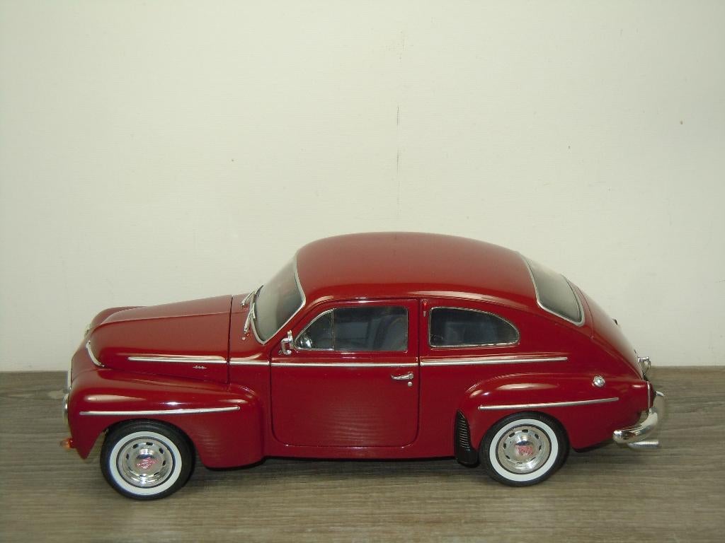Volvo PV544 - Donker Rood - Revell 1:18, Gebruikt, Duitsland, Auto, Verzenden