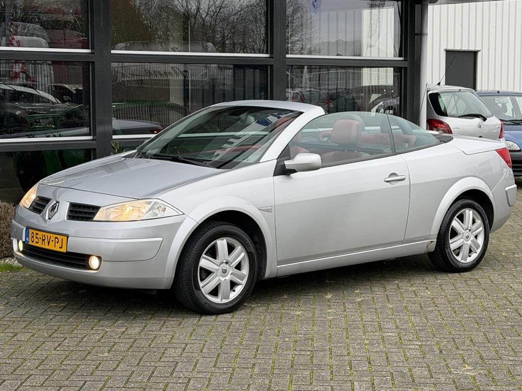 Renault Mégane Coupé-Cabriolet 1.6-16V Privilège Luxe Air, Voorwielaandrijving, Gebruikt, 1295 kg, Cabriolet
