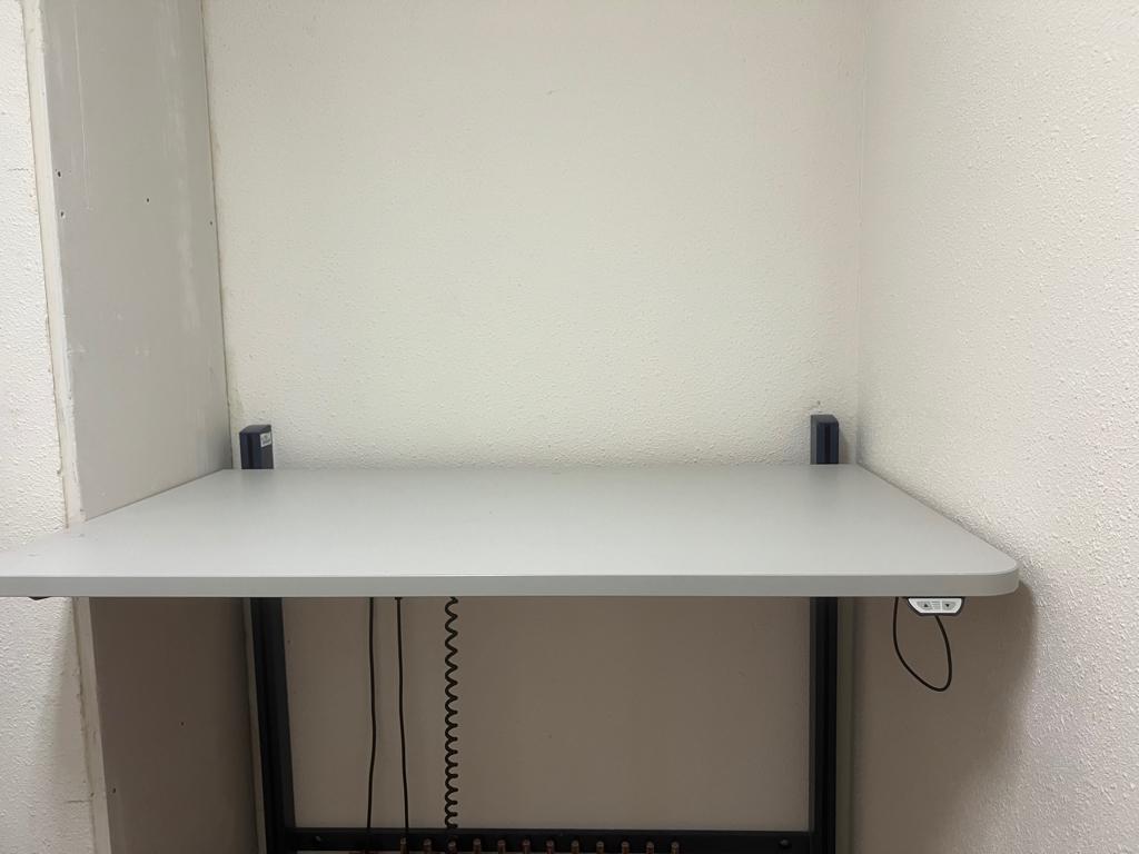 Commode elektrisch verstelbaar kommode electrisch hoog laag, Diversen, Verpleegmiddelen, Zo goed als nieuw, Ophalen