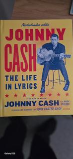 Johnny Cash: The Life in Lyrics - Nederlandse editie, Boeken, Ophalen of Verzenden, Zo goed als nieuw, Artiest, Johnny Cash, John Carter Cash, Mark Stielper