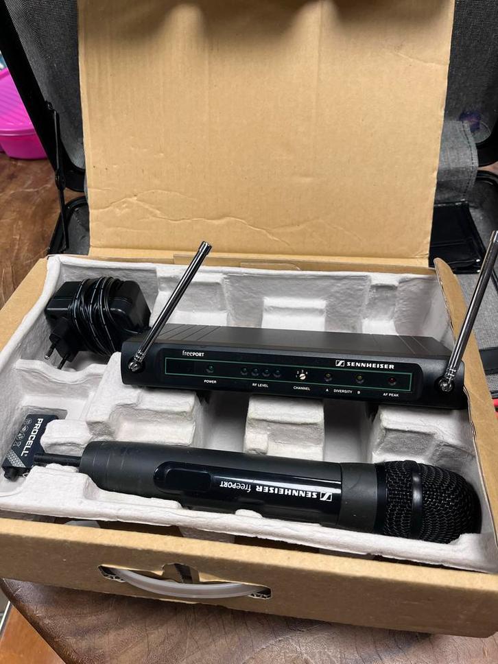 Sennheiser FreePort Draadloze Microfoon Set, Muziek en Instrumenten, Microfoons, Zo goed als nieuw, Zangmicrofoon, Draadloos, Ophalen of Verzenden