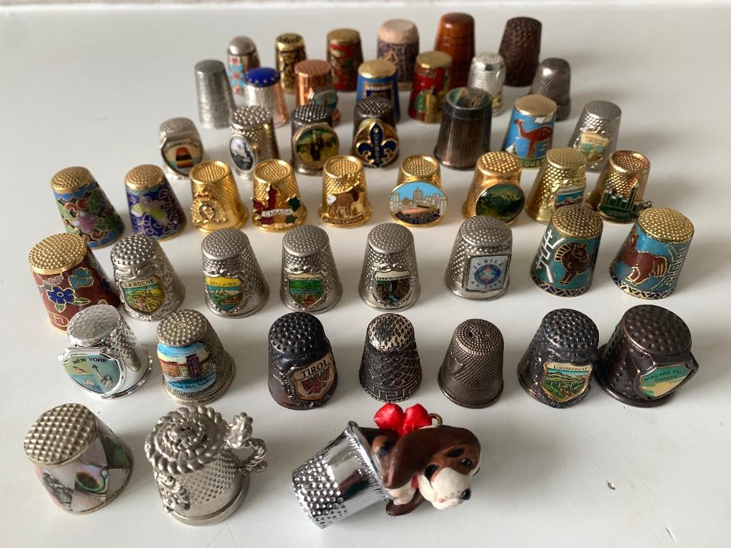 Mooie verzameling vingerhoedjes souvenirs, Verzamelen, Vingerhoedjes, Ophalen of Verzenden, Gebruikt, Buitenland