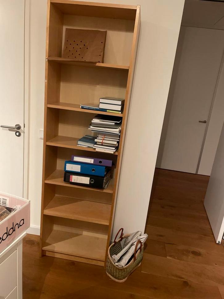 Houten Boekenkast Praktisch en Stijlvol Billy IKEA 2x, Huis en Inrichting, Kasten | Boekenkasten, Gebruikt, 50 tot 100 cm, 200 cm of meer