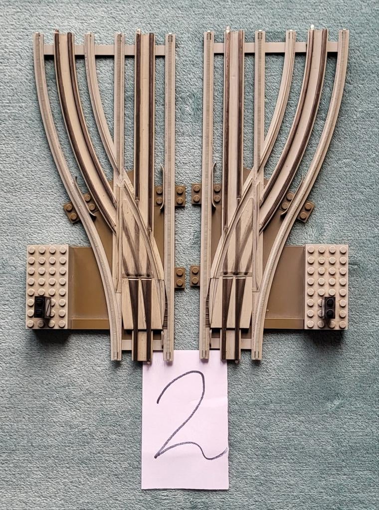 Lego trein 12 Volt grijze rails wissels (links & rechts) (2), Ophalen of Verzenden, Gebruikt, Complete set, Lego