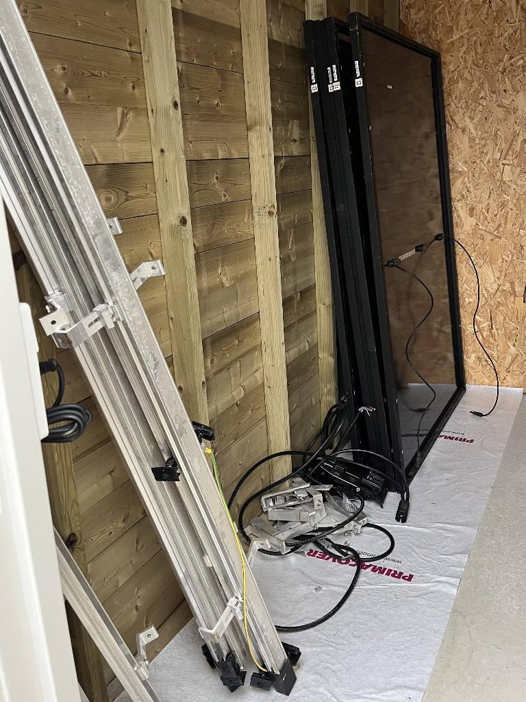 5x Autarco S1.TBJ430Black 430Wp zonnepanelen + omvormer, Ophalen, Zo goed als nieuw, Paneel, 200 wattpiek of meer
