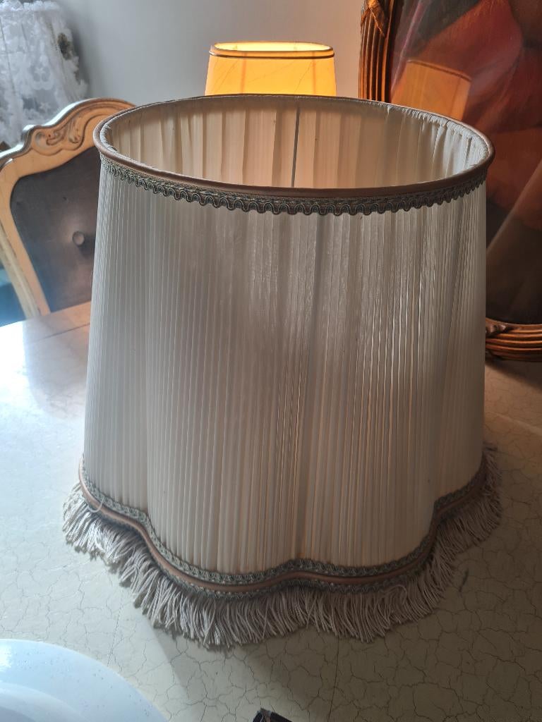 Vintage hand gemaakte lampenkap Frans, Heikant 21 Kaatsheuvel, 25 tot 50 cm, Wit, Vintage romantisch brocante barok klassiek