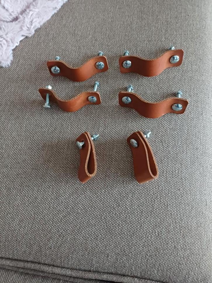 Leren kastgreepjes, Huis en Inrichting, Kasten | Overige, Zo goed als nieuw, Ophalen of Verzenden