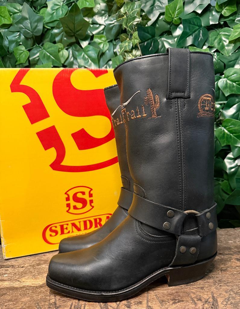 Nieuwe prachtige vintage laarzen van Sendra maat 37