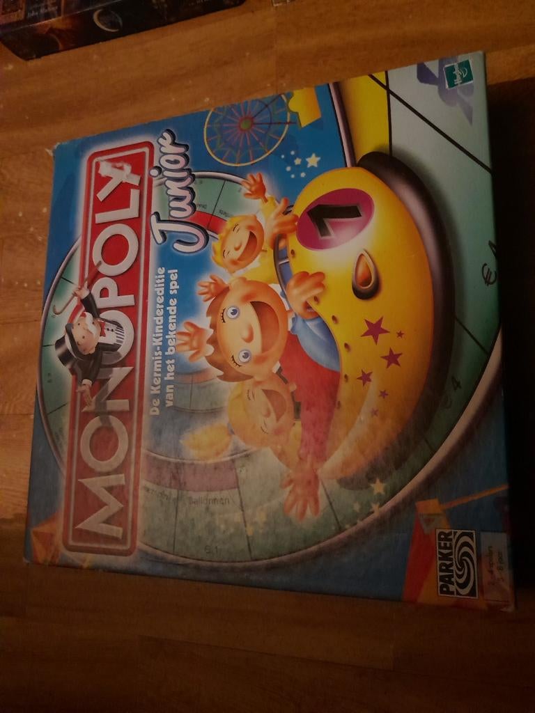 Monopoly junior, Hobby en Vrije tijd, Gezelschapsspellen | Bordspellen, Ophalen of Verzenden, Gebruikt