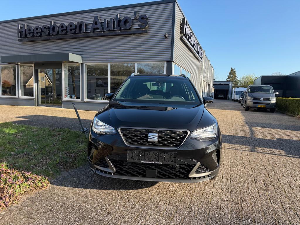 Seat ARONA 1.0 TSI FR Business Connect, Auto's, Seat, Stof, Gebruikt, 620 kg, Zwart