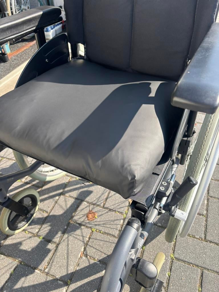 Splinternieuwe dikke zitkussens voor de Rolstoel, Diversen, Rolstoelen, Meer info ☎️0️⃣6️⃣➖2️⃣0️⃣9️⃣0️⃣1️⃣0️⃣4️⃣0️⃣, Ophalen of Verzenden