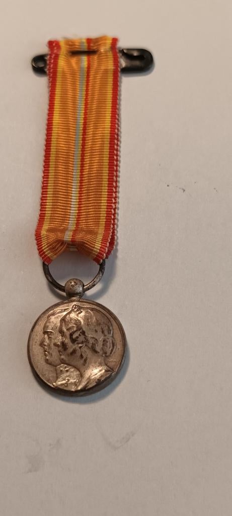 Historische Medaille miniatuur Lint - Koning Willem III Emma, Postzegels en Munten, Penningen en Medailles, Ophalen of Verzenden