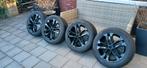Winterbanden set met zwarte velgen voor Nissan Juke ., Ophalen, Banden en Velgen, 17 inch, Winterbanden