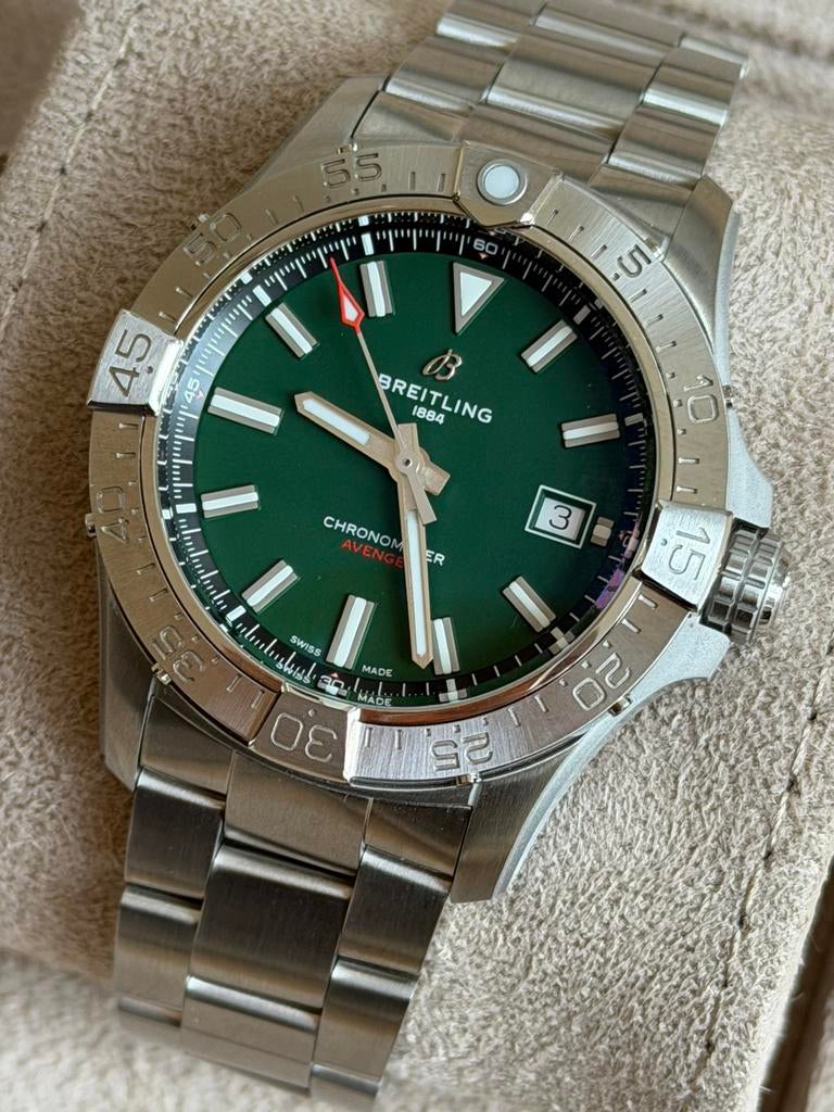 Breitling Avenger Automatic 42 A17328 2023 ONGEDRAGEN/NIEUW, Sieraden, Tassen en Uiterlijk, Horloges | Heren, Ophalen, Staal, Staal