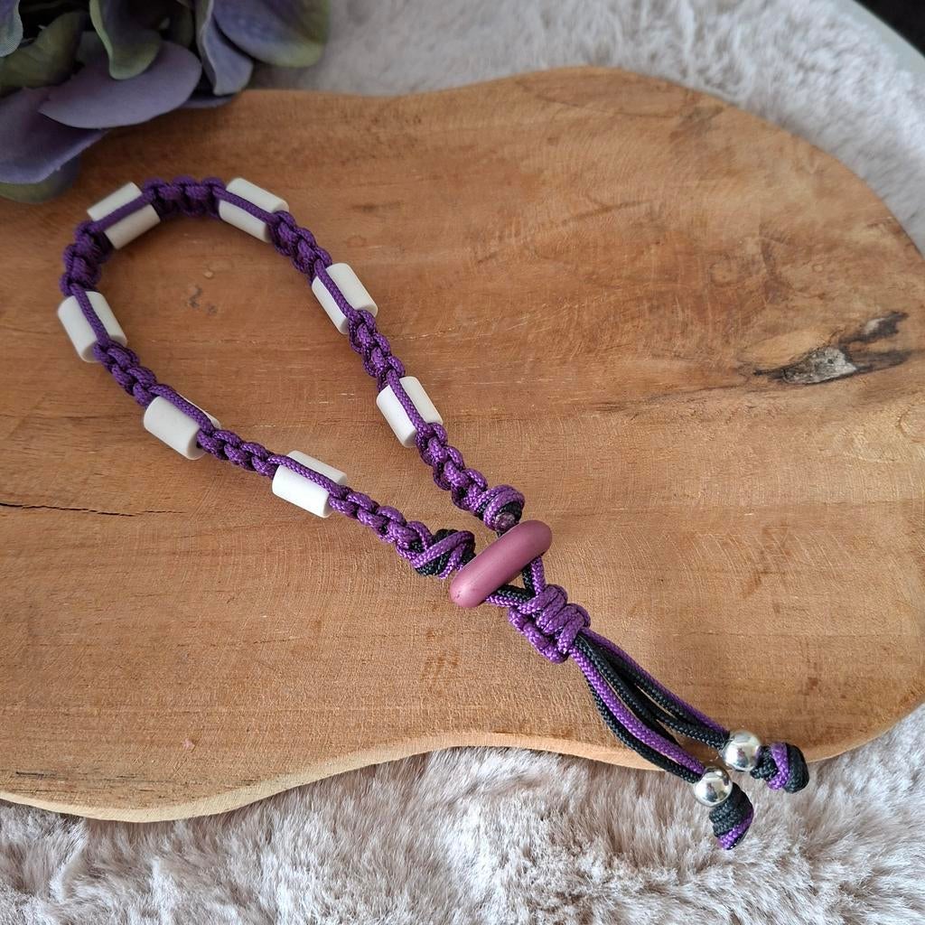 Natuurlijke anti-tekenband,  acid, nekomvang 22cm, Dieren en Toebehoren, Nieuw, Ophalen of Verzenden, Handgemaakt, Info@bydaiss.nl