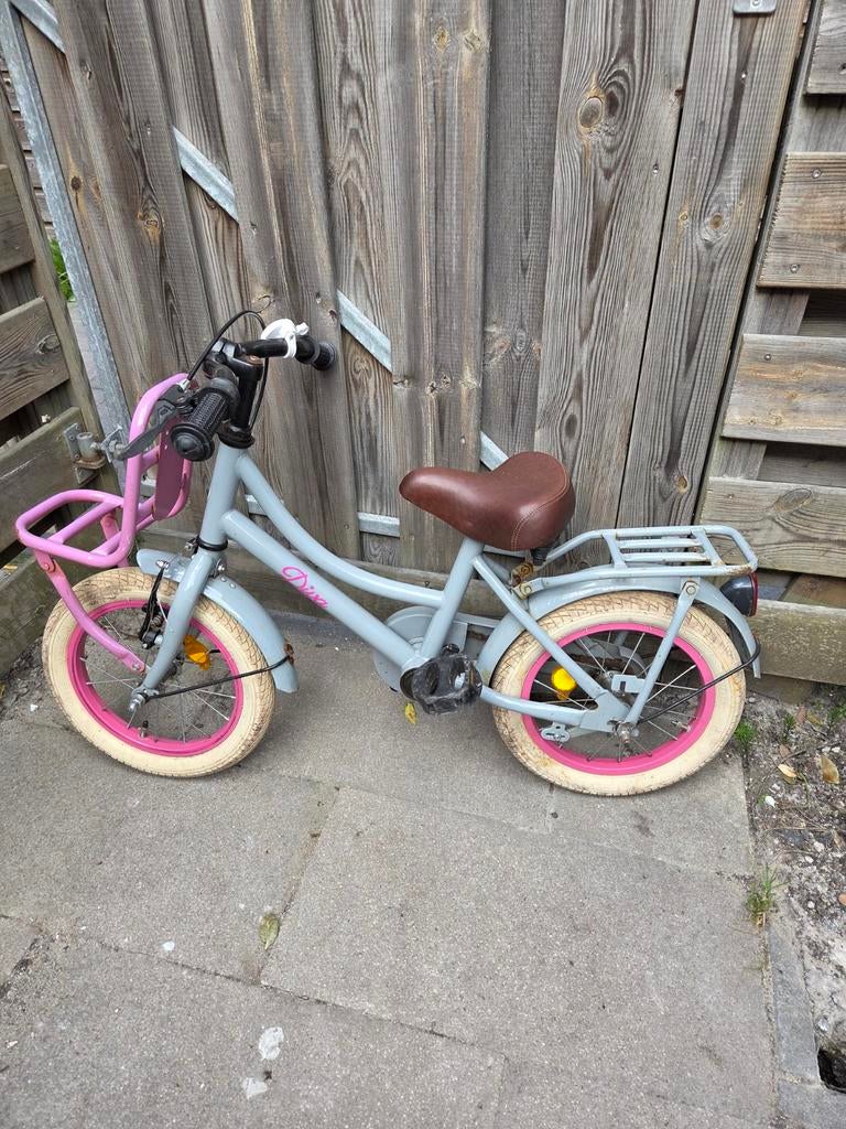 Kinderfiets Diva 14 inch, Fietsen en Brommers, Fietsen | Kinderfietsjes, Ophalen, Gebruikt, Minder dan 16 inch, Diva