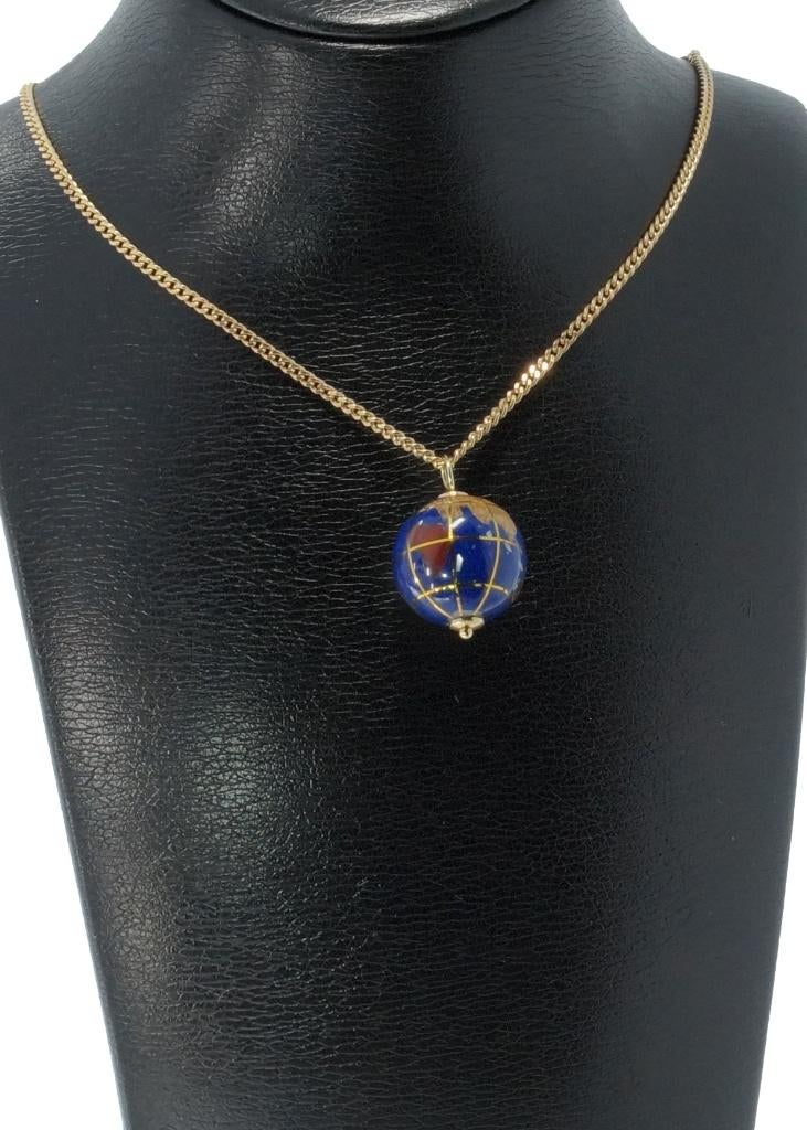Wereld bol globe 18k gouden ketting hanger Lapis Lazuli, Verzenden, Zo goed als nieuw, Met edelsteen, Info@voordeelsieraden.nl