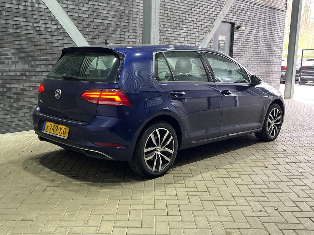 Volkswagen e-Golf E-DITION | Stoelverwarming | PDC V+A | DAB, Auto's, Volkswagen, Gebruikt, Zwart, Blauw, 231 km