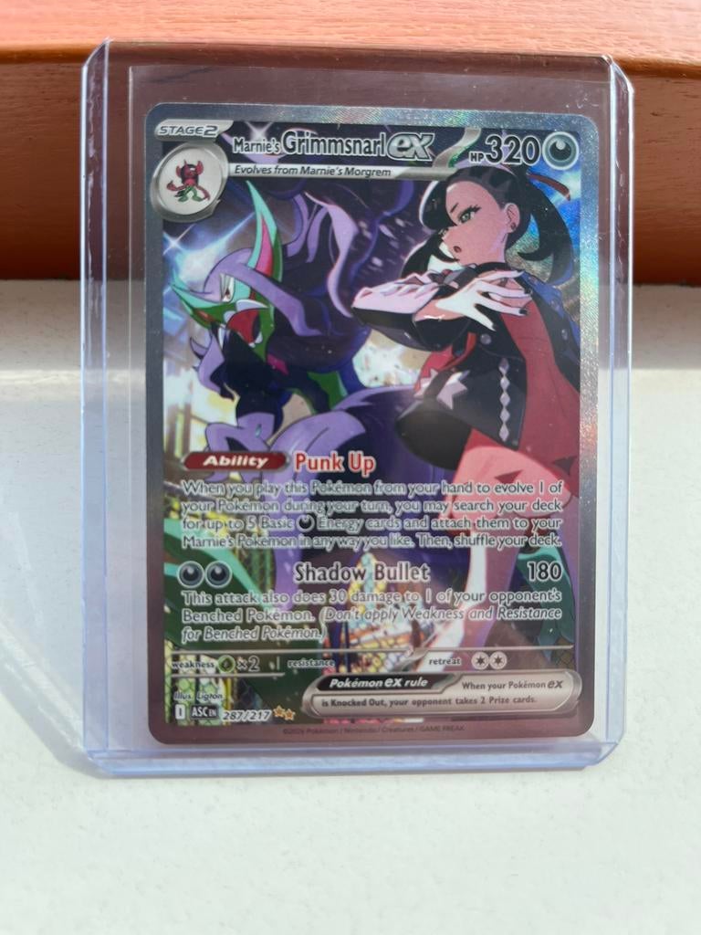 Marnie’s Grimmsnarl Ex - ASC 287, Hobby en Vrije tijd, Verzamelkaartspellen | Pokémon, Ophalen of Verzenden, Zo goed als nieuw
