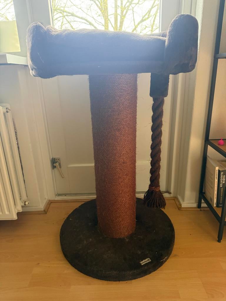 Grotze Beeztees krabpaal, Ophalen, Zo goed als nieuw