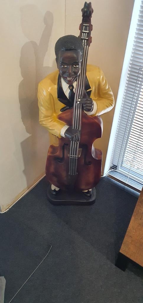 Staande muzikant, Muziek en Instrumenten, Ophalen, Solid body