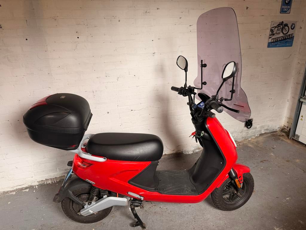 Rode Iva E-go S4 scooter, 1084km, 2022, Fietsen en Brommers, Scooters | Overige merken, Ophalen, Maximaal 45 km/u, Elektrisch