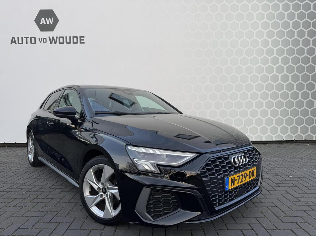 Audi A3 Sportback 30 TFSI S edition S-line Automaat Black li, Auto's, Gebruikt, Leder en Stof, Zwart, Origineel Nederlands