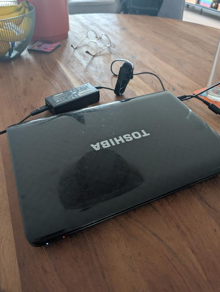 Toshiba laptop, Ophalen, 2 tot 3 Ghz, Qwerty, 500 GB