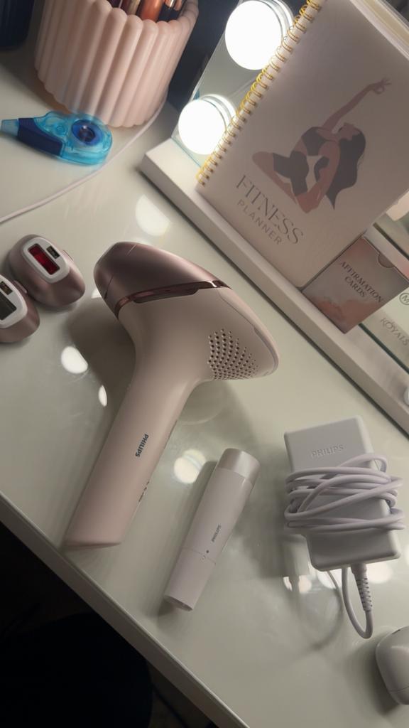 Philips Lumea 9000 IPL ontharingsapparaat Z.G.A.N, Witgoed en Apparatuur, Persoonlijke-verzorgingsapparatuur, Ophalen, Zo goed als nieuw
