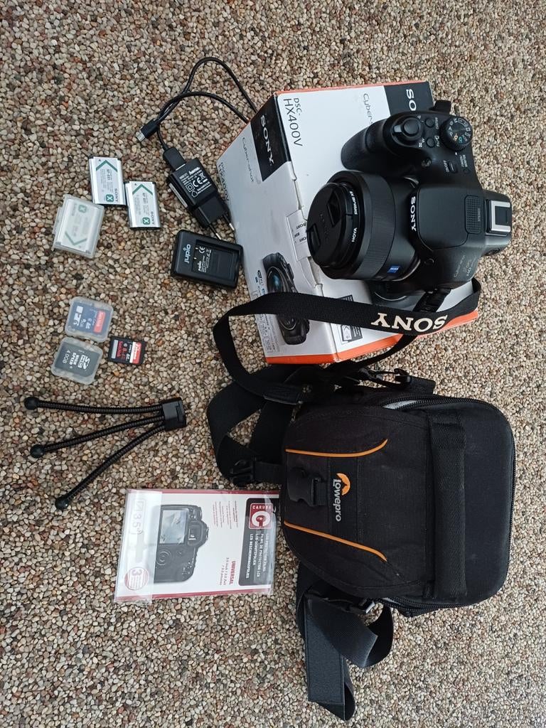 Sony Cyber-Shot DSC-HX400V, 4 batterij+lader 6 sd kaartjes, 20 Megapixel, Ophalen of Verzenden, Zo goed als nieuw, Sony