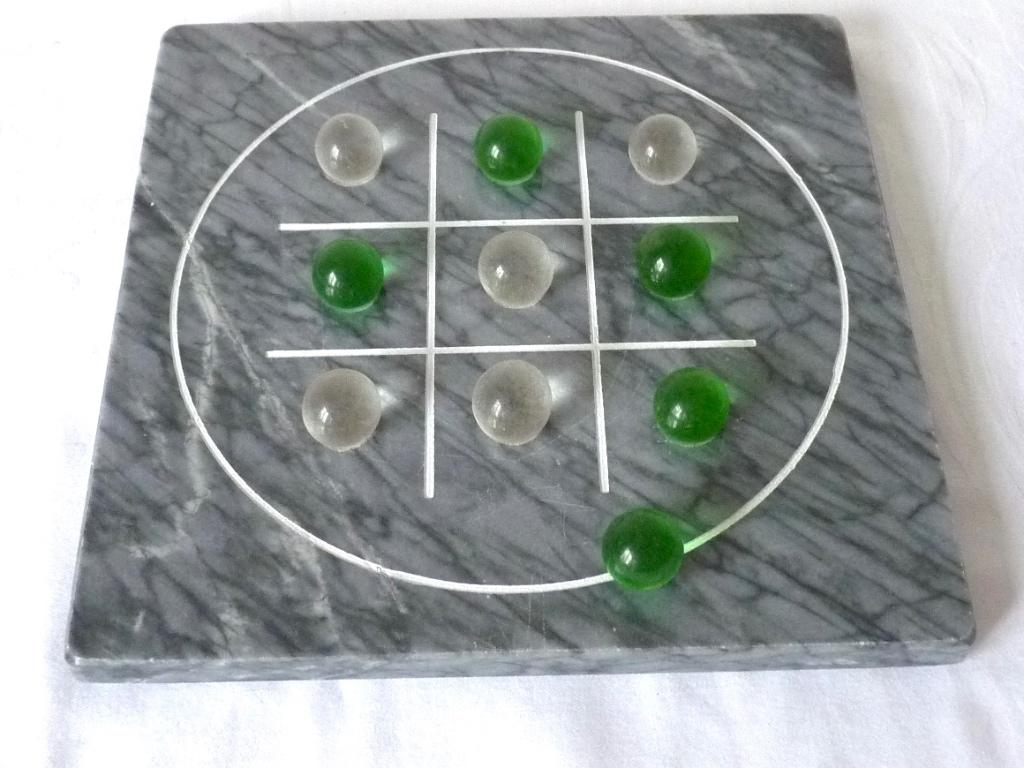 marmeren spelbord voor boter, kaas en eieren; tic tac en toe, Antiek en Kunst, Curiosa en Brocante, Ophalen of Verzenden