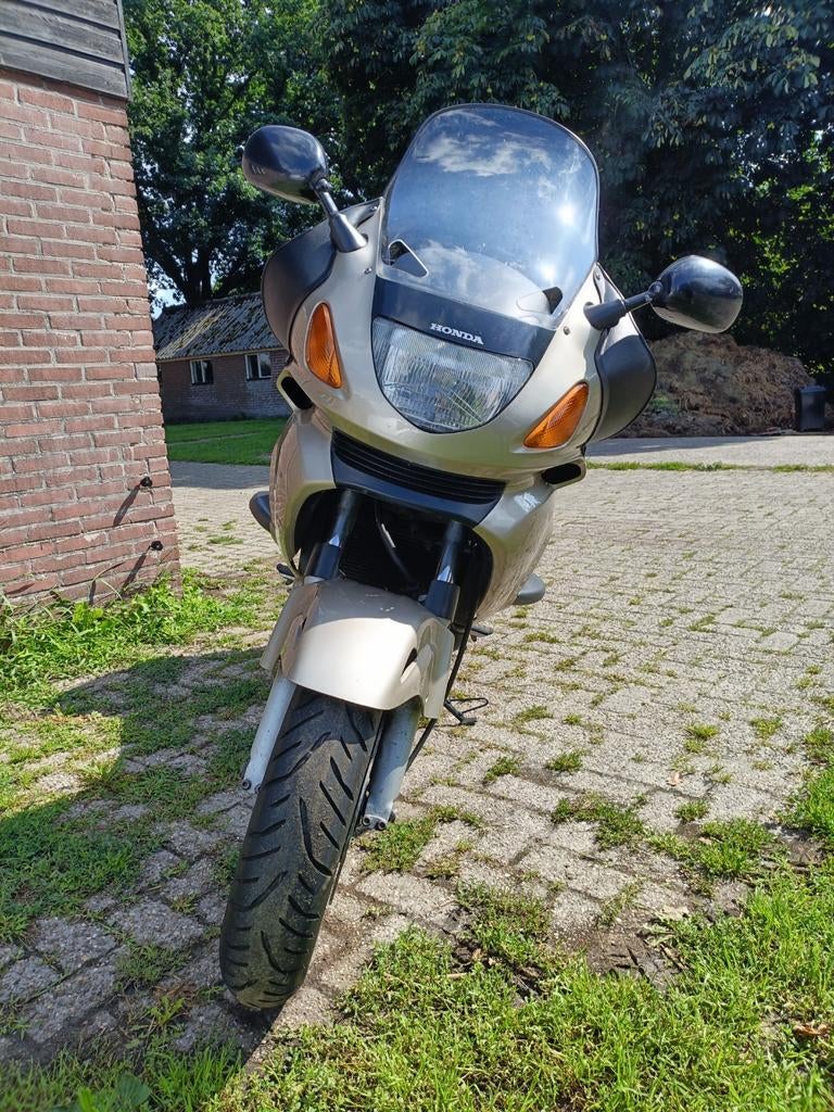 Motor Honda NT650V Deauville  Bronskleurig, Cardan-aandrijving, Gebruikt, Particulier, Toermotor