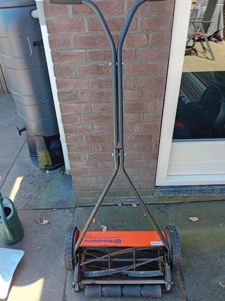 Husqvarna Handmaaimachine, Verzenden
