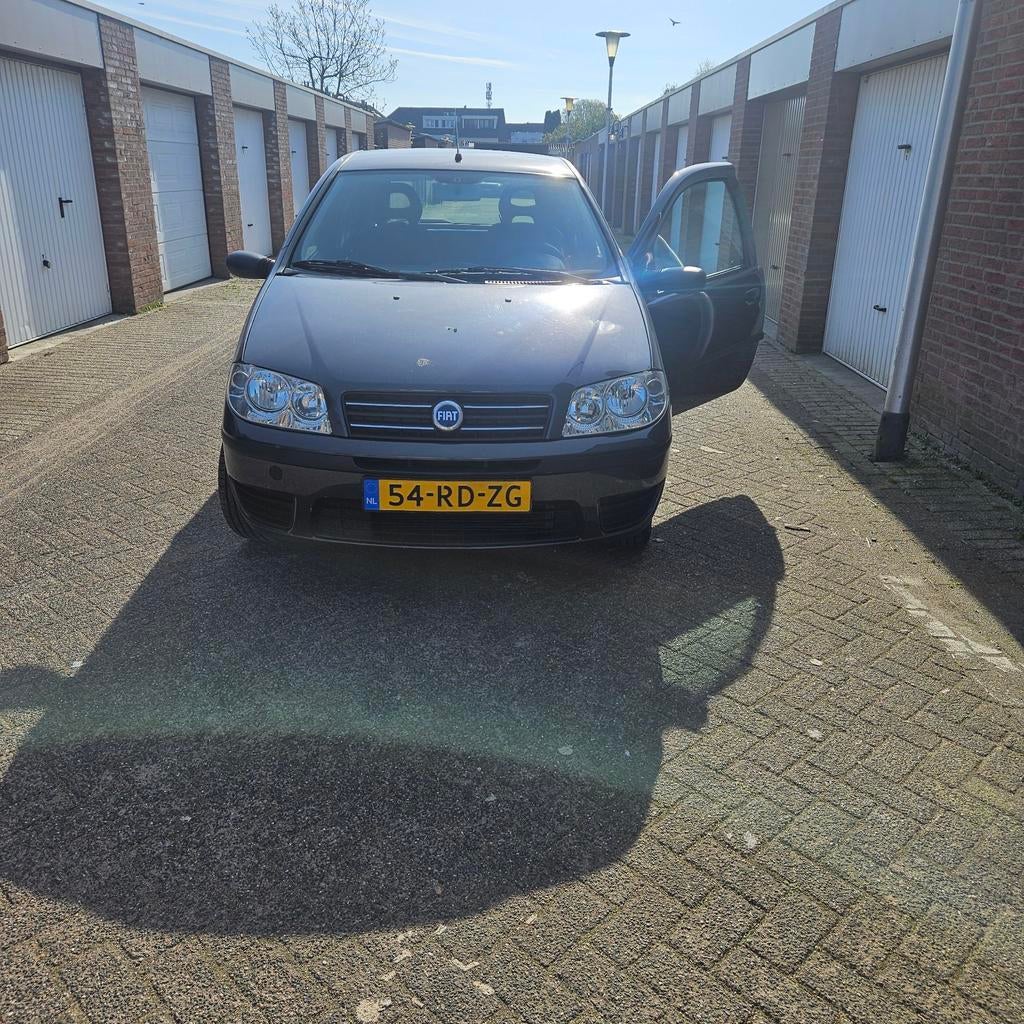 Fiat punto 2005, Auto's, Voorwielaandrijving, Stof, 4 cilinders, Origineel Nederlands