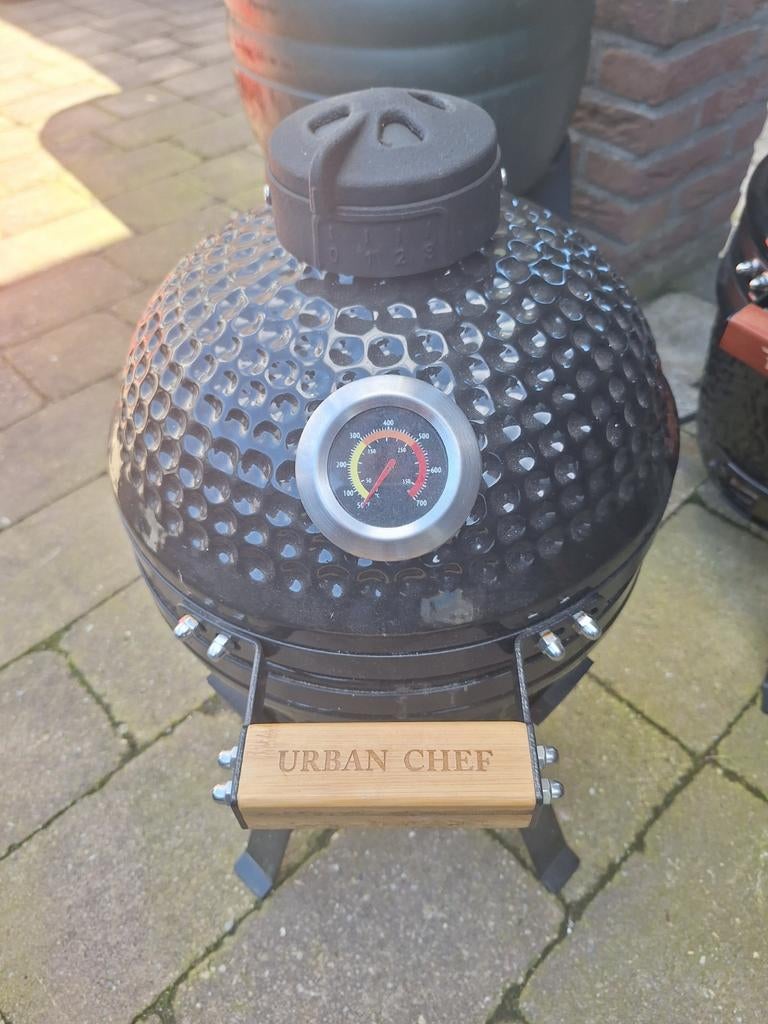 Urban Chef kamado barbecue, Ophalen